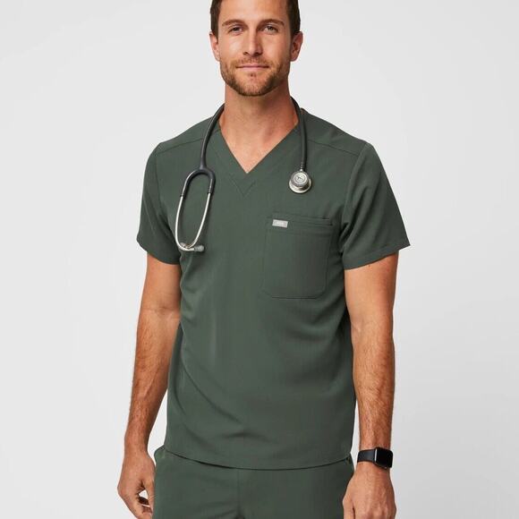 FIGS Mens size Large Army Technical Collection Leon 3 Pocket Scrub Top FM1500 - Picture 1 of 10